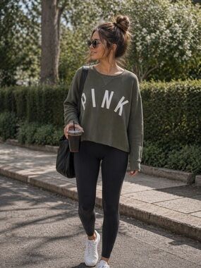 PINK Victoria’s Secret Army Green Cropped Sweatshirt Waffle Knit Oversized M